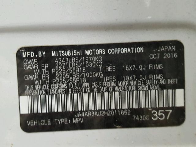 JA4AR3AU2HZ011662 - 2017 MITSUBISHI OUTLANDER WHITE photo 10