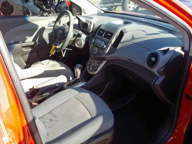 1G1JA6SH6C4135707 - 2012 CHEVROLET SONIC LS RED photo 5