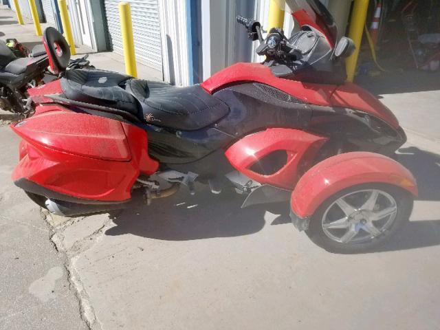 2BXJAXA139V000442 - 2009 CAN-AM SPYDER ROA RED photo 9