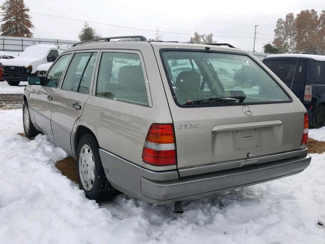 WDBEA92E6SF322866 - 1995 MERCEDES-BENZ E 320 TAN photo 3