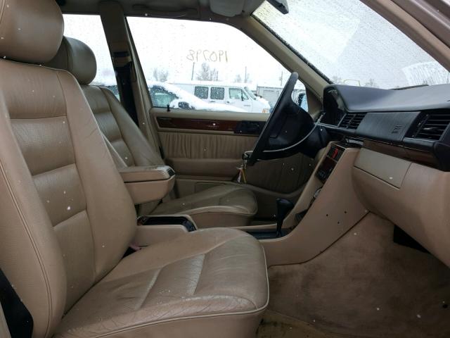 WDBEA92E6SF322866 - 1995 MERCEDES-BENZ E 320 TAN photo 5