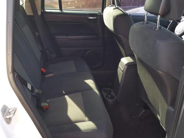 1J4NT1FB8BD151122 - 2011 JEEP COMPASS SP 白色 照片 6