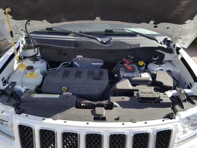 1J4NT1FB8BD151122 - 2011 JEEP COMPASS SP 白色 照片 7