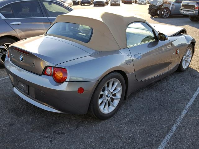 4USBT33443LR61200 - 2003 BMW Z4 2.5 GRAY photo 4