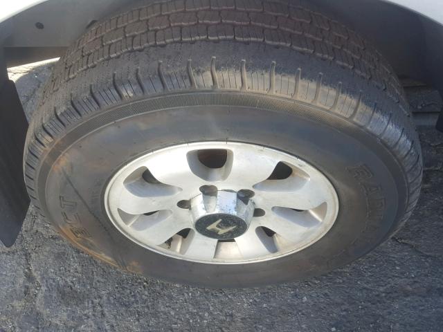 4S6DM58WXY4412414 - 2000 HONDA PASSPORT E ვერცხლისფერი ფოტო 9