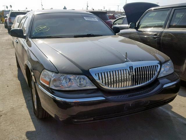 1LNHM83W13Y622629 - 2003 LINCOLN TOWN CAR C BLACK photo 1