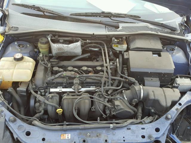 1FAFP34N75W148038 - 2005 FORD FOCUS ZX4 BLUE photo 7