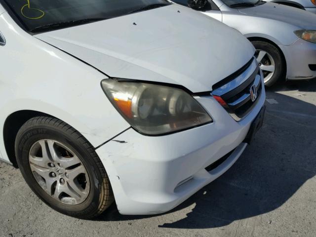 5FNRL38275B057195 - 2005 HONDA ODYSSEY LX WHITE photo 9