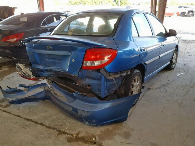 KNADC125546315240 - 2004 KIA RIO BLUE photo 4