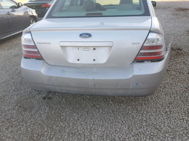 1FAHP24W88G183861 - 2008 FORD TAURUS SEL SILVER photo 9