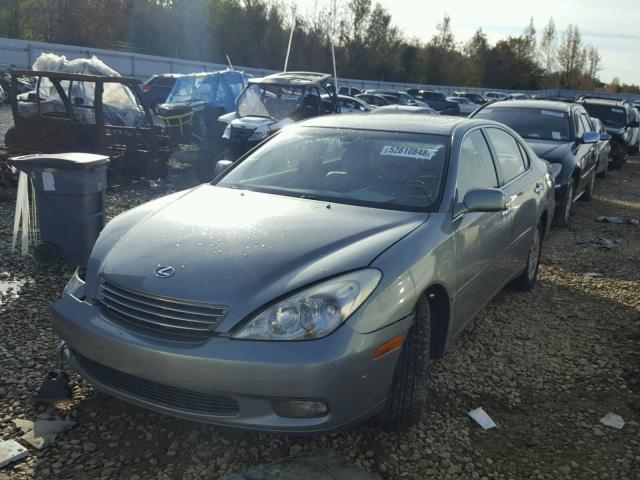 JTHBF30G020023365 - 2002 LEXUS ES 300 GREEN photo 2