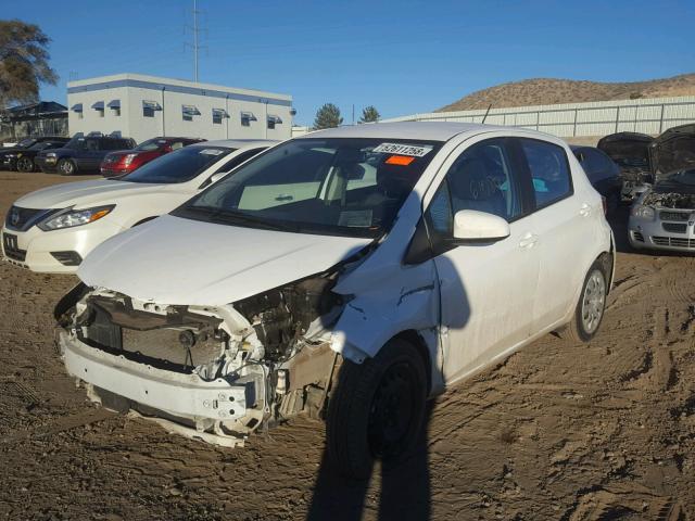 VNKKTUD39GA062195 - 2016 TOYOTA YARIS L WHITE photo 2