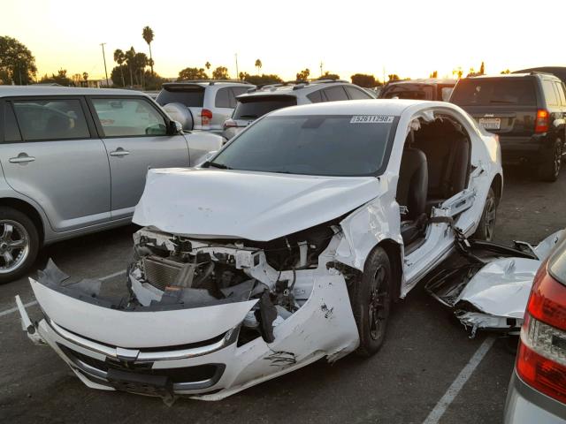 1G11C5SA6GF143825 - 2016 CHEVROLET MALIBU LIM WHITE photo 2