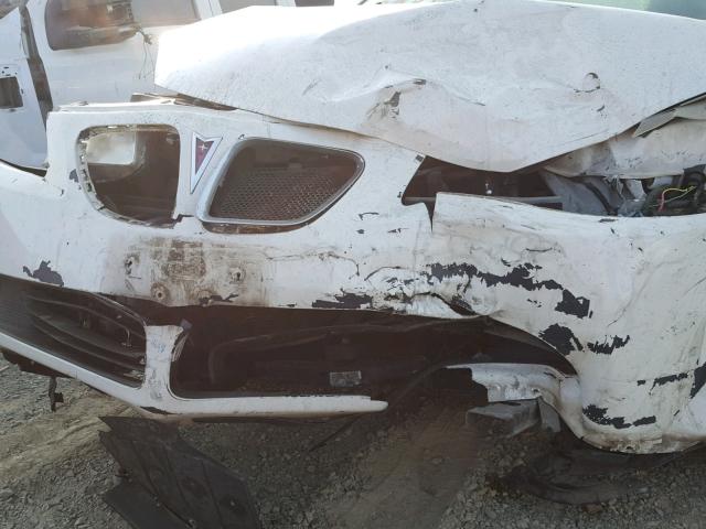 1G2ZF55B564218101 - 2006 PONTIAC G6 SE WHITE photo 9