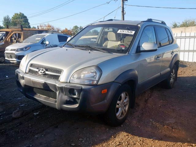 KM8JN72D48U879680 - 2008 HYUNDAI TUCSON SE BEIGE photo 2