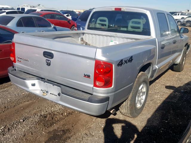 1D7HW48N56S517810 - 2006 DODGE DAKOTA QUA SILVER photo 4