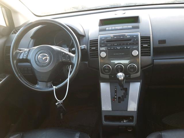 JM1CR293880300814 - 2008 MAZDA 5 SILVER photo 9