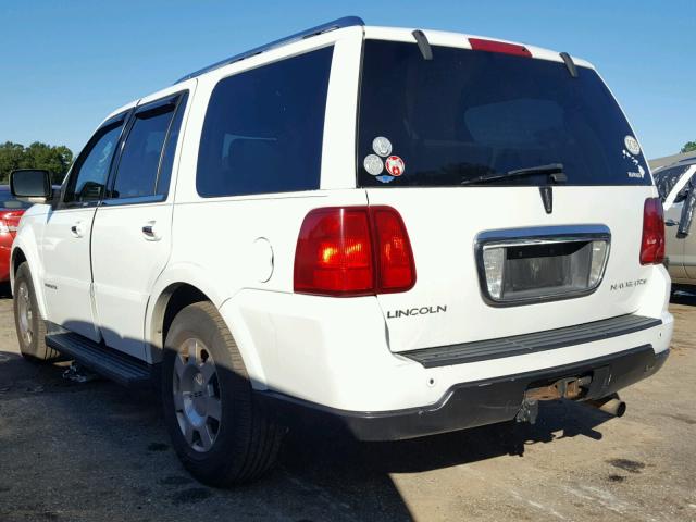 5LMFU28506LJ18687 - 2006 LINCOLN NAVIGATOR 白色 照片 3