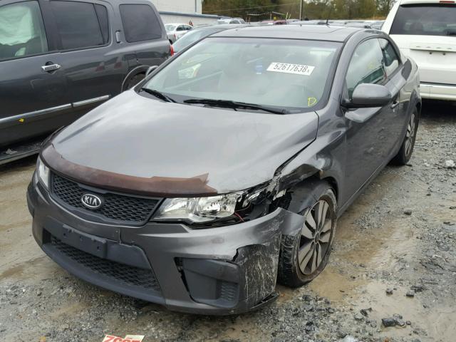 KNAFU6A27D5709113 - 2013 KIA FORTE EX GRAY photo 2