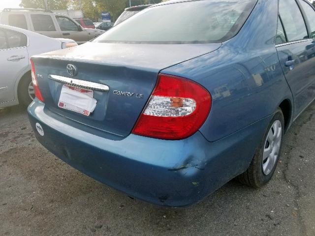 4T1BE32K04U837139 - 2004 TOYOTA CAMRY LE BLUE photo 9