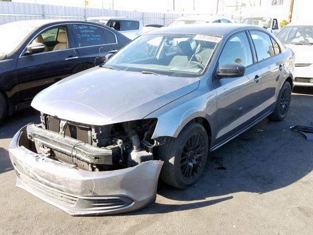 3VW2K7AJ9CM382109 - 2012 VOLKSWAGEN JETTA BASE GRAY photo 2