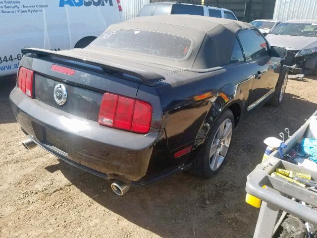 1ZVHT85H265146223 - 2006 FORD MUSTANG GT BLACK photo 4