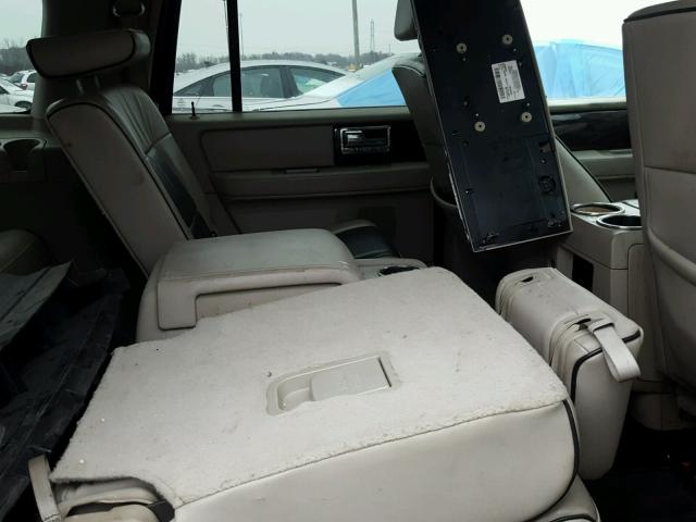 5LMFL28568LJ19297 - 2008 LINCOLN NAVIGATOR Қара фото 9