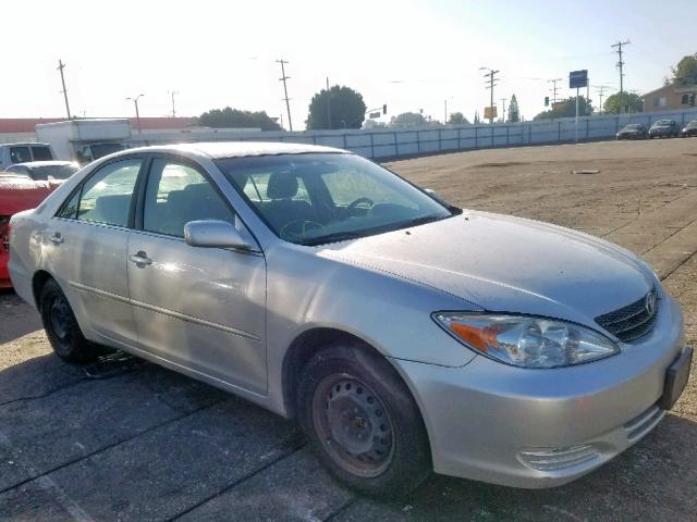 JTDBE32K930147576 - 2003 TOYOTA CAMRY LE SILVER photo 1