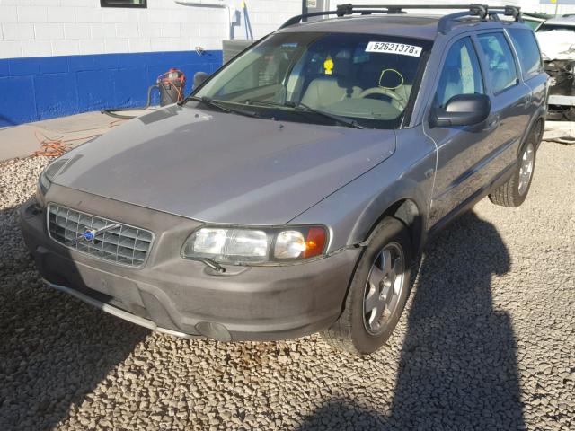 YV1SZ59H741128766 - 2004 VOLVO XC70 GRAY photo 2