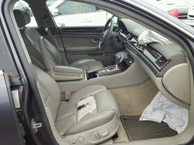 WAUML44E24N016213 - 2004 AUDI A8 L QUATT GRAY photo 5