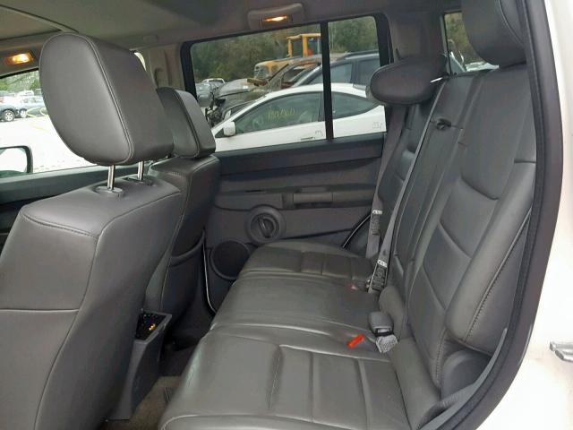 1J8HG48PX7C695015 - 2007 JEEP COMMANDER 白色 照片 6