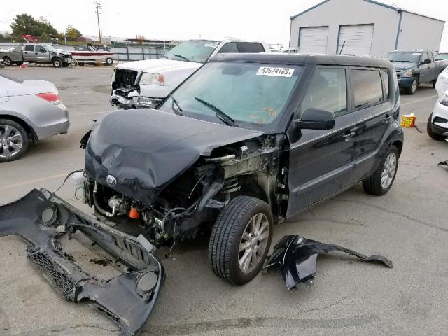 KNDJT2A51D7606325 - 2013 KIA SOUL BLACK photo 2