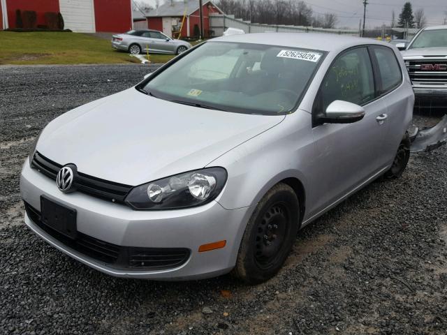 WVWAB7AJ8CW280170 - 2012 VOLKSWAGEN GOLF 银色 照片 2