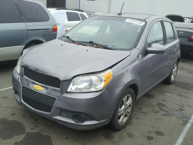 KL1TD6DE8BB137602 - 2011 CHEVROLET AVEO LS GRAY photo 2