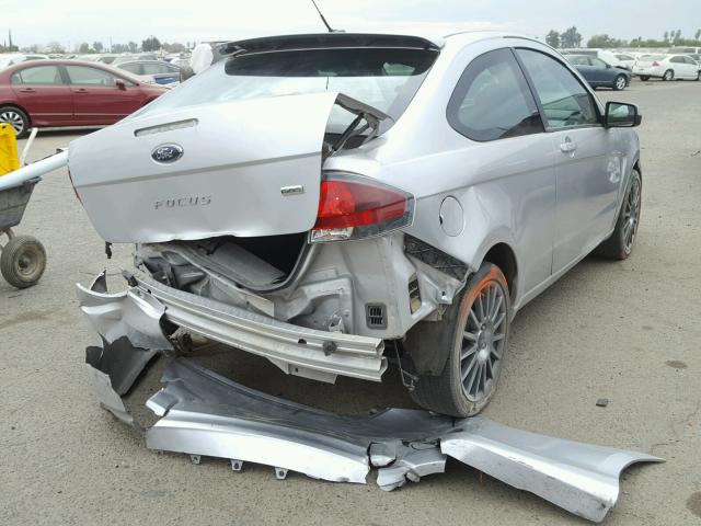 1FAHP3DN4AW176429 - 2010 FORD FOCUS SES SILVER photo 4