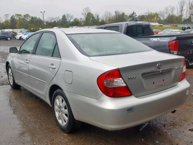 4T1BE32K93U253725 - 2003 TOYOTA CAMRY LE SILVER photo 3