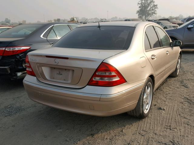 WDBRF61J52F261588 - 2002 MERCEDES-BENZ C 240 GOLD photo 4