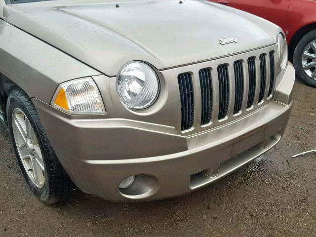 1J8FF47W57D241302 - 2007 JEEP COMPASS GOLD photo 9