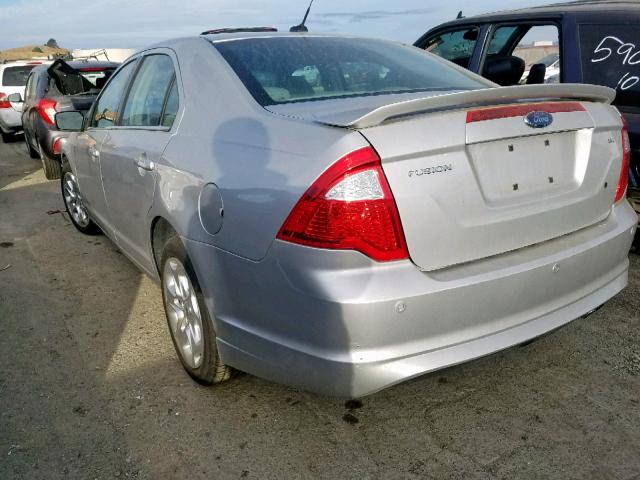 3FAHP0HA1AR139511 - 2010 FORD FUSION SE SILVER photo 3