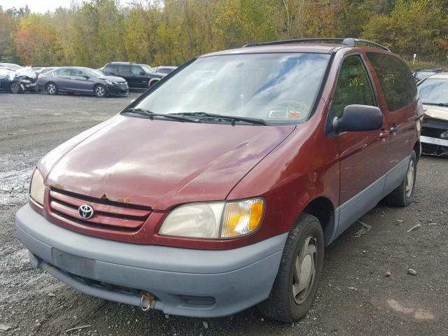 4T3ZF13C81U342486 - 2001 TOYOTA SIENNA LE RED photo 2