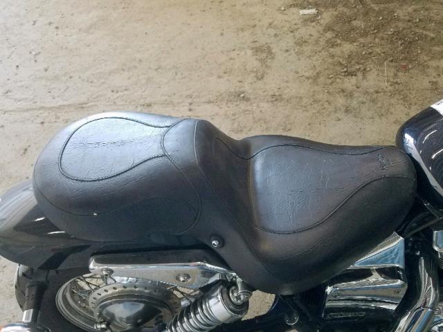 JH2RC44083M701390 - 2003 HONDA VT750 DC BLACK photo 6