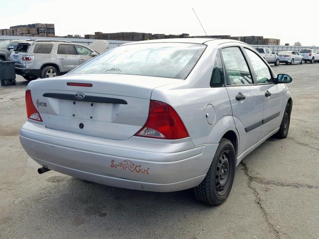 1FAFP33PX2W331173 - 2002 FORD FOCUS LX SILVER photo 4