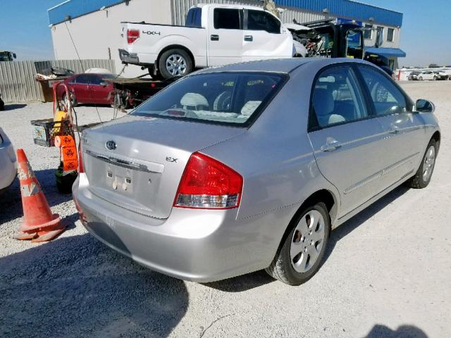 KNAFE121985505702 - 2008 KIA SPECTRA EX SILVER photo 4