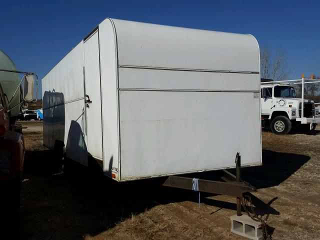 4ZBEN22473F001160 - 2002 UTILITY UTILITY WHITE photo 1