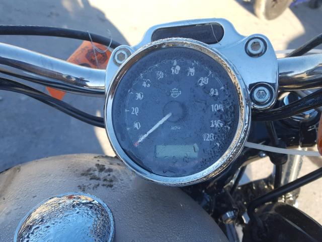 1HD1CT331JC422456 - 2018 HARLEY-DAVIDSON XL1200 C SILVER photo 8