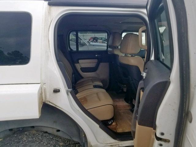 5GTDN136368307433 - 2006 HUMMER H3 WHITE photo 6