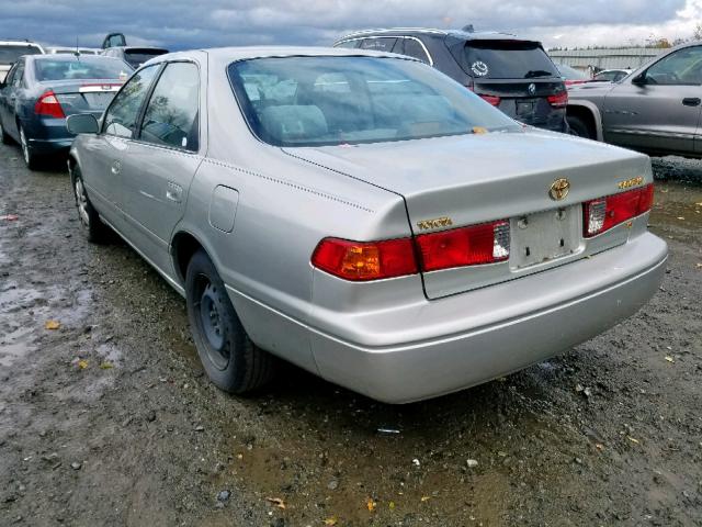 JT2BF22KXY0253574 - 2000 TOYOTA CAMRY CE SILVER photo 3