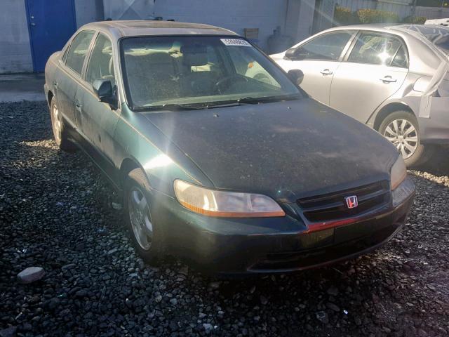 1HGCG1655YA099570 - 2000 HONDA ACCORD EX GREEN photo 1