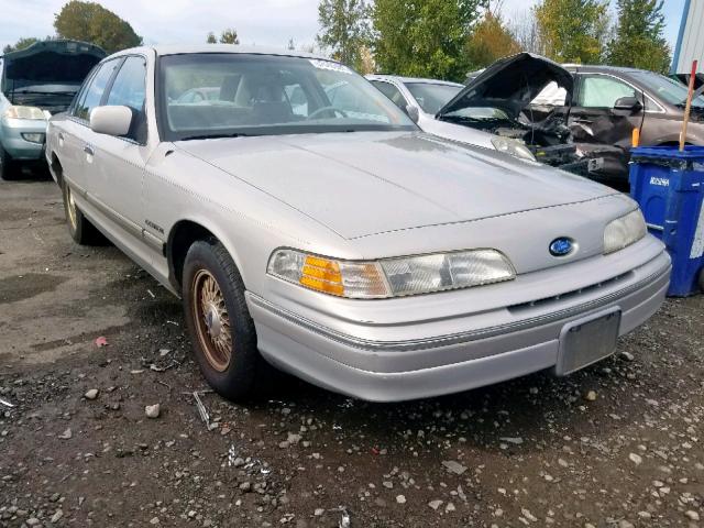 2FACP74W9NX171358 - 1992 FORD CROWN VICT SILVER photo 1