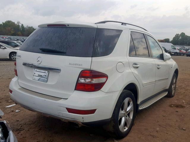 4JGBB25E69A521052 - 2009 MERCEDES-BENZ ML WHITE photo 4